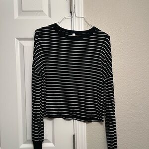 black and white stripes long sleeve